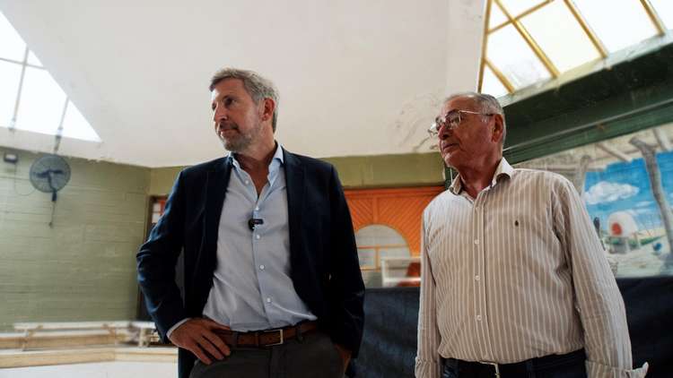 Piden a la UCR que respalde a Frigerio ante un eventual acuerdo electoral con Milei