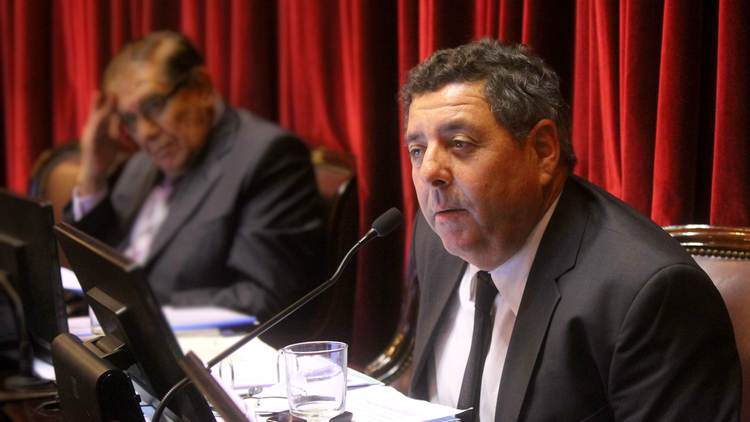 Elecciones 2025: De Ángeli respaldó a Frigerio y le puso un freno a los libertarios