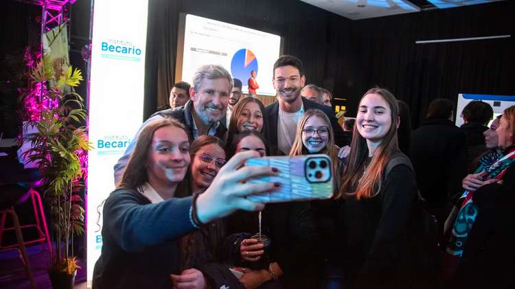 Frigerio visitó Campus Party, el evento tecnológico con 11.000 jóvenes en Entre Ríos