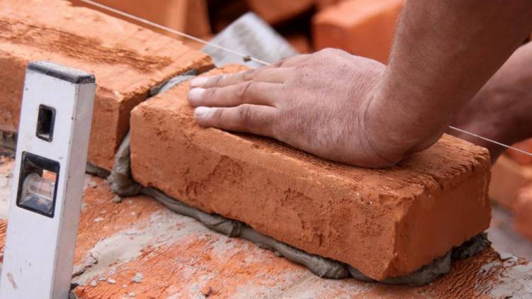 Estancamiento: en octubre, la venta de insumos para la construcción bajó 2,21%