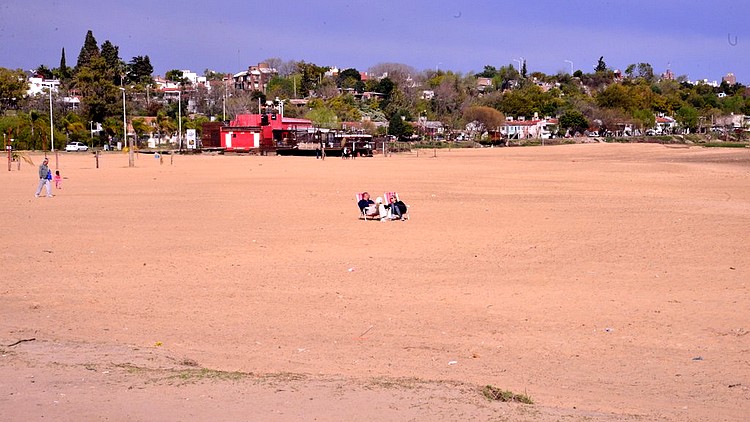 Paraná contará con tres playas públicas con ingreso al agua este verano: entre ellas el Thompson