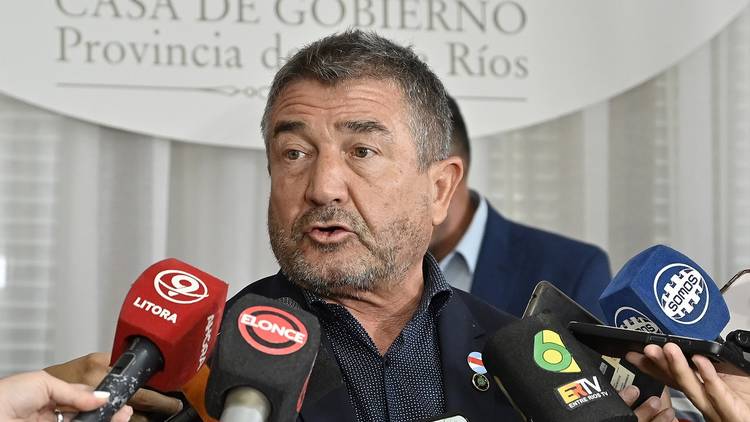 Compra de patrulleros: `garcas fracasados` disparó Roncaglia tras cuestionamientos de Casaretto