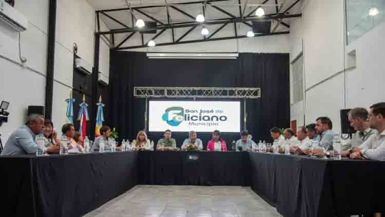 Frigerio anunció que dos juntas de gobierno pasarán a ser comunas en departamento Feliciano