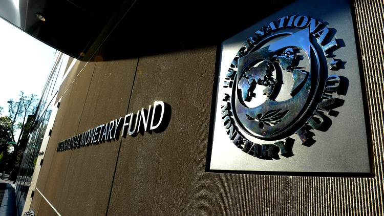 El FMI celebró las medidas del Gobierno para ' reconstituir los colchones de reservas' 