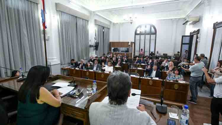 Habrá 20 nuevas comunas en Entre Ríos: lo aprobó el Senado junto a otras iniciativas