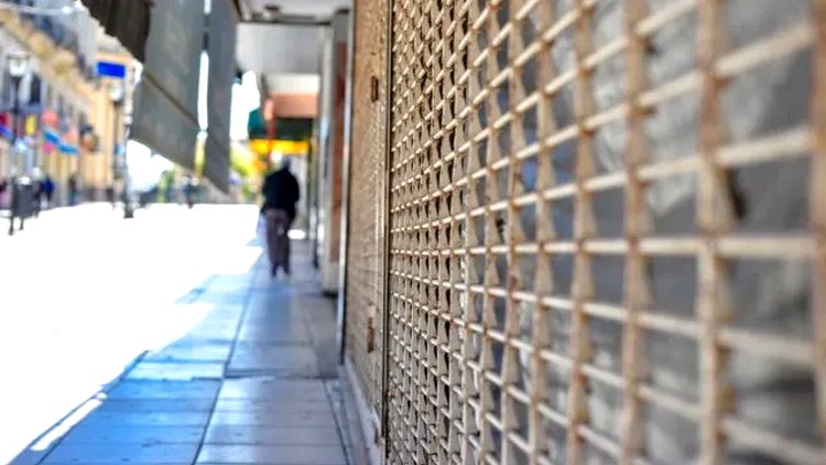 Crisis en el comercio de Paraná: las ventas cayeron un 35 por ciento y cierran más locales en la peatonal