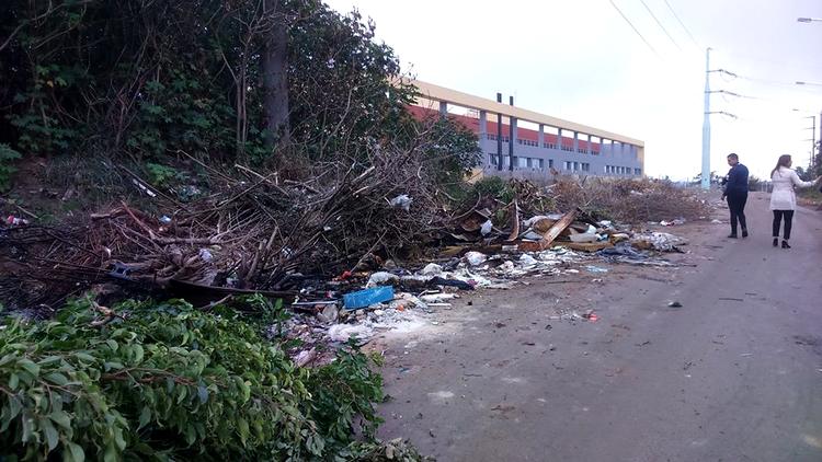 Calle Paracao, detrás del Hospital La Baxada