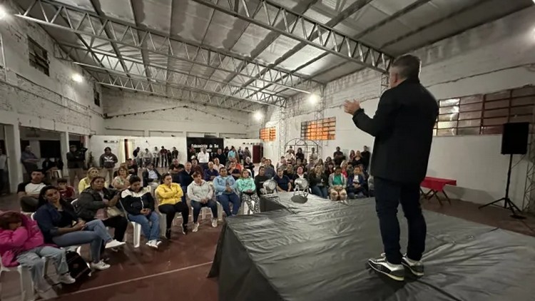 Encuentro de Urribarri con sus militantes en Villaguay.