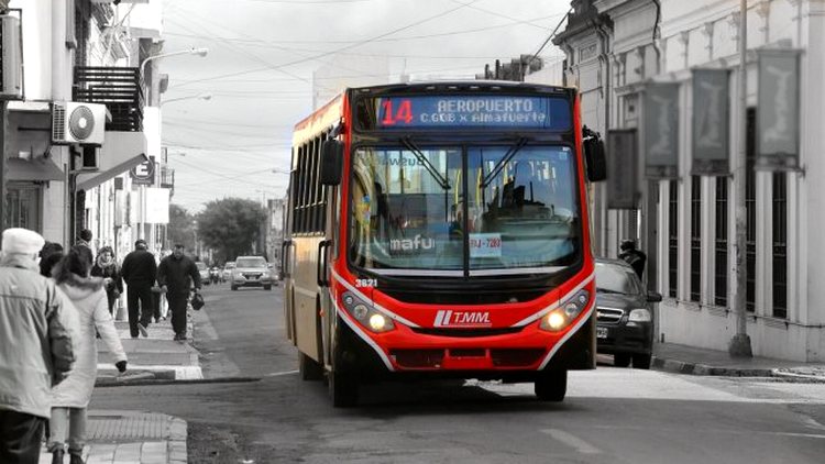 Transporte urbano: “Subsidiaremos directamente a los pasajeros”