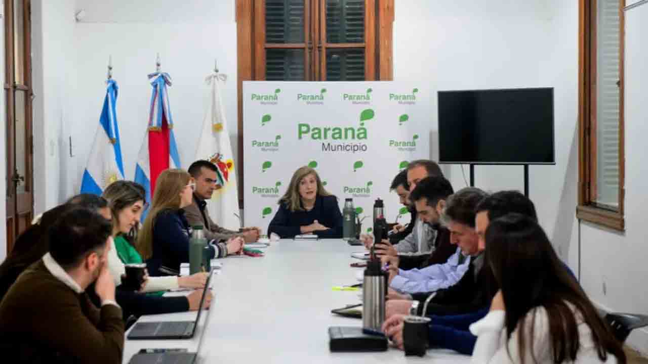 “Se llevan adelante muchas obras con financiamiento 100% de aportes de los paranaenses”