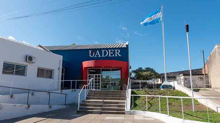 UADER modificó su estatuto y habilitó la re-reelección del rector y decanos