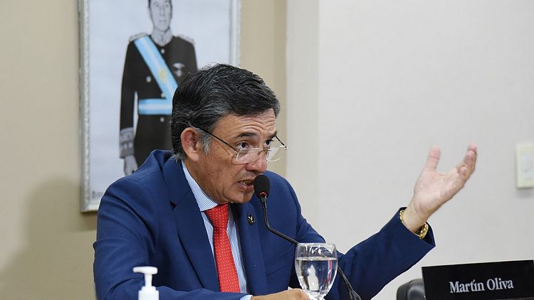 Oliva respaldó el liderazgo de Lauritto y planteó una reforma orgánica del PJ de cara a 2027